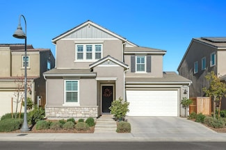 4415 Horizon Dr, Madera, CA 93636