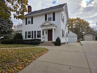 4017 Morningside Rd, Edina, MN 55416