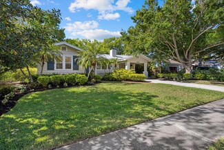 1888 Boyce St, Sarasota, FL 34239