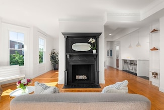 50-52 High St Unit 3, Boston, MA 02129