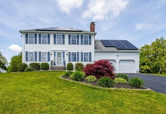 6 Fleuette Dr, Bellingham, MA 02019