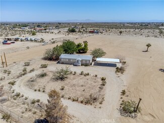 13825 Paramount Rd, Phelan, CA 92371