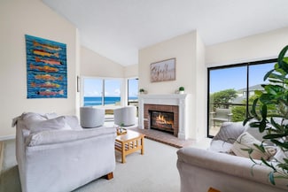14 Pelican Point, Watsonville, CA 95076
