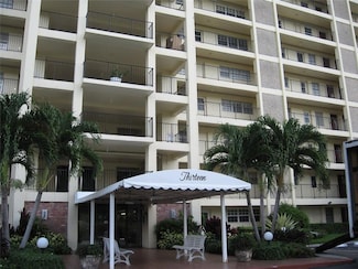 3300 N Palm Aire Dr Unit 604, Pompano Beach, FL 33069