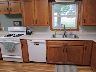 120 Cook St, West Union, IA 52175