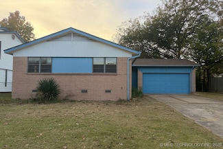 320 N Cedar St, Owasso, OK 74055