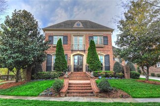 9243 Heydon Hall Cir, Charlotte, NC 28210