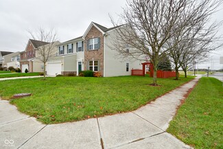 3100 Underwood Dr, Whiteland, IN 46184