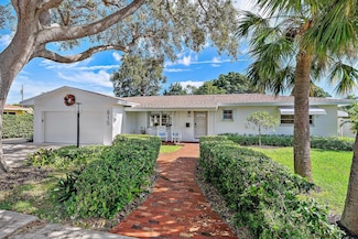 815 2nd Ct, West Palm Beach, FL 33403