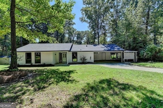 1192 Sandalwood Dr, Lawrenceville, GA 30043