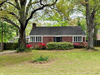 4084 Barfield Rd, Memphis, TN 38117