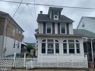 1143 W Fern St, Coal Township, PA 17866