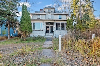 529 Woodland Ave, Duluth, MN 55812