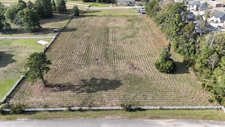 8149 Private Rd, Buna, TX 77612