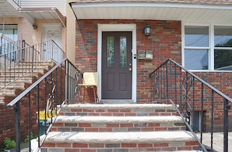 97 Sanford Place Unit 1, Jersey City, NJ 07307