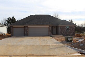 400 E Rosalie, Strafford, MO 65757