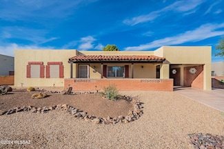 22 W Paseo Del Chino, Green Valley, AZ 85614