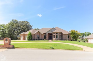 2911 Ridgepointe Dr, Jonesboro, AR 72404