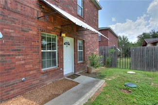 1105 N Cuernavaca Dr Unit B, Austin, TX 78733