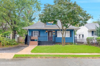 58 Beacon Blvd, Keansburg, NJ 07734