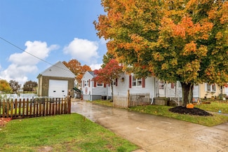 136 Brighton Ave, Erie, PA 16509