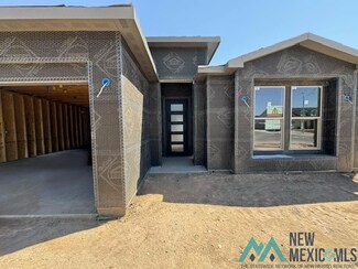 3722 Selman Ct, Carlsbad, NM 88220
