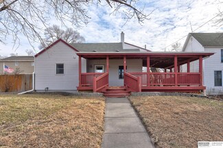 410 Walnut St, Louisville, NE 68037