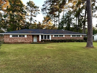128 Anna Ln, Pineville, LA 71360