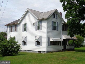 37 W Railroad St, McClure, PA 17841