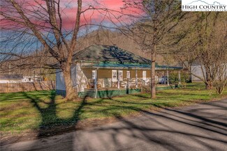 205 Warrensville Dr, Warrensville, NC 28693