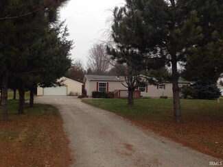 100 Lane 201 Ball Lake, Hamilton, IN 46742