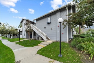 202 Evergreen Ct, Azusa, CA 91702