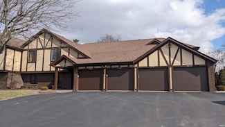 1575 N William Wells Cir, Bluffton, IN 46714