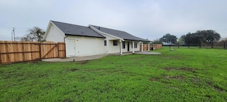 1102 Barry Rd, Yuba City, CA 95991