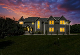 15300 Kelly Rd, Grandview, MO 64030