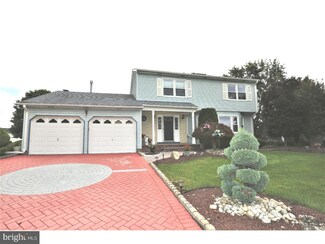 88 Liberty Dr, Dayton, NJ 08810