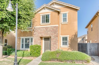 5516 N Sebastian Ln, Fresno, CA 93722