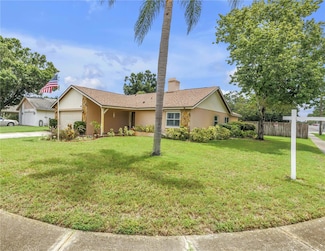 10833 96th St, Largo, FL 33773
