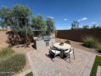 7713 S Enchanted Spring Dr, Tucson, AZ 85757