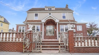 94-07 212th St, Queens Village, NY 11428