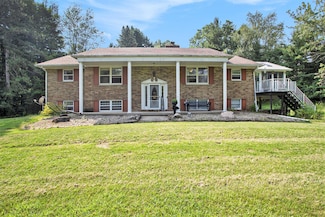 14763 Stone Jug Rd, Battle Creek, MI 49015