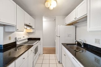 1600 Massachusetts Ave Unit 502, Cambridge, MA 02138