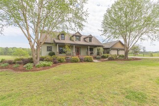 1203 Cola Hawkins Rd, Anderson, SC 29621
