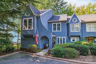 401 Northwest Dr, Davidson, NC 28036