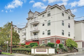 411 N 90th St Unit 102, Seattle, WA 98103