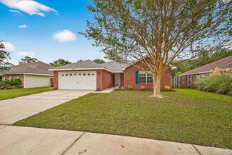 2323 Tall Oak Dr, Cantonment, FL 32533