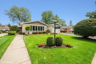 9317 Ewing Ave, Evanston, IL 60203