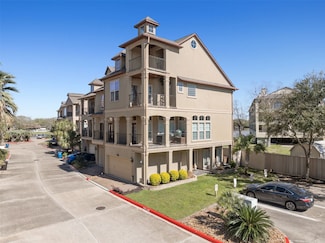 18725 Egret Oaks Ln, Houston, TX 77058