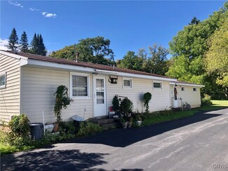3637-3639 Huxford Place, New Hartford, NY 13413