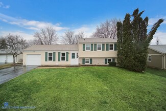 1135 Roslyn Ln Unit 12, Schaumburg, IL 60194